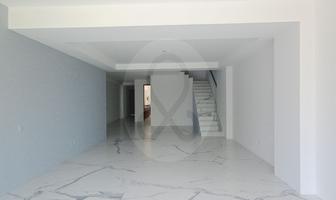 Foto de inmueble en Avenida Loma Alta, Col. Bosque Real C.P. 52774, Huixquilucan