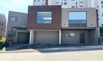 Foto de inmueble en Avenida de las plazas, Col. Bosque Real C.P. 52774, Huixquilucan