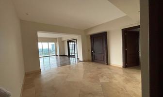 Foto de inmueble en Blvrd Bosque Real Manzana, Col. Bosque Real C.P. 52774, Huixquilucan