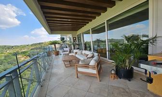 Foto de inmueble en Blvrd Bosque Real Manzana, Col. Bosque Real C.P. 52774, Huixquilucan