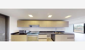 Foto de inmueble en Boulevard Bosque Real #1, Col. Bosque Real C.P. 52774, Huixquilucan