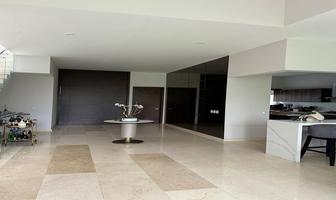 Foto de inmueble en , Col. Bosque Real C.P. 52774, Huixquilucan
