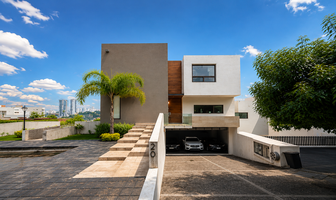 Foto de inmueble en LA VISTA, Col. Bosque Real C.P. 52774, Huixquilucan