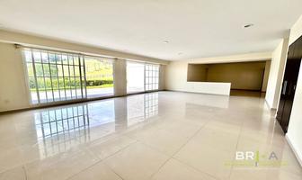 Foto de inmueble en Privada del Romance, Col. Bosque Real C.P. 52774, Huixquilucan