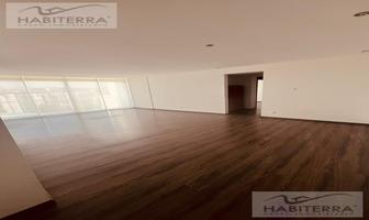 Foto de inmueble en Venta Departamento EN Bosque Real, Col. Bosque Real C.P. 52774, Huixquilucan
