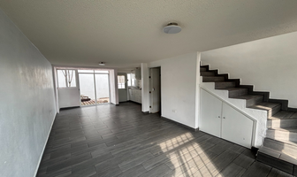 Foto de inmueble en LA VIVIENDA DE TIPO DE INTERES SOCIAL MARCADA CON EL NUMERO 3 – A, CONSTRUIDA EN EL LOTE 3 DE LA MAN, Col. Bosques del Nevado C.P. 51370, Zinacantepec