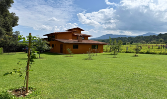 Foto de inmueble en Valle de Bravo, Col. Cerro Colorado C.P. 51220, Valle de Bravo