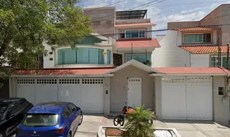 Foto de inmueble en CTO MEDICOS #0, Col. Ciudad Satélite C.P. 53100, Naucalpan de Juárez