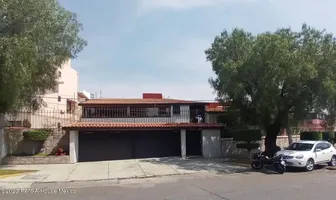 Foto de inmueble en Calle Circuito Fundadores  #1, Col. Ciudad Satélite C.P. 53100, Naucalpan de Juárez