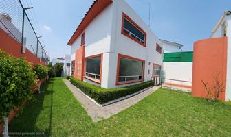 Foto de inmueble en Circuito Geografos, Ciuidad Satélite, Col. Ciudad Satélite C.P. 53100, Naucalpan de Juárez