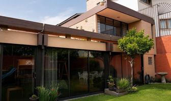Foto de inmueble en Circuito Novelistas, Col. Ciudad Satélite C.P. 53100, Naucalpan de Juárez