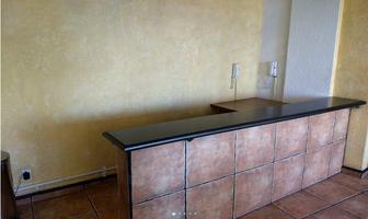 Foto de inmueble en Circunvalacion Poniente, Col. Ciudad Satélite C.P. 53100, Naucalpan de Juárez