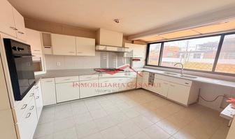 Foto de inmueble en calle *, Col. Ciudad Satélite C.P. 53100, Naucalpan de Juárez