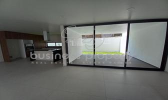 Foto de inmueble en Venta de Hermosa Casa en Bosque Esmeralda, Col. Condado de Sayavedra C.P. 52938, Atizapán de Zaragoza