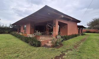 Foto de inmueble en , Col. Cuadrilla de Dolores C.P. 51225, Valle de Bravo