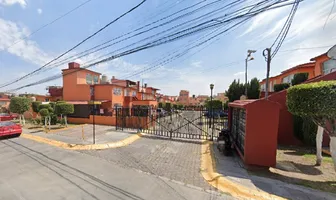 Foto de inmueble en Paseo de los Ahuehuetes #17, Col. El Tenayo C.P. 54147, Tlalnepantla de Baz