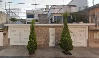Foto de inmueble en LIRIO #138, Col. Estado de México C.P. 57210, Nezahualcóyotl