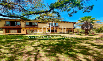 Foto de inmueble en , Col. Hacienda de Valle Escondido C.P. 52937, Atizapán de Zaragoza
