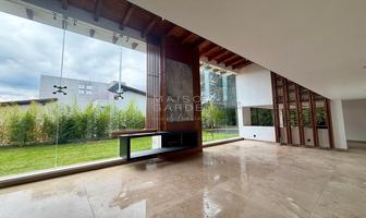 Foto de inmueble en Plaza Viena, Col. Hacienda de Valle Escondido C.P. 52937, Atizapán de Zaragoza
