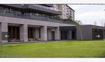 Foto de inmueble en Avenida Club de Golf Lomas country 1 #1, Col. Interlomas C.P. 52787, Huixquilucan