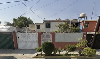 Foto de inmueble en FUENTE VULCANO #105A, Col. Jardines de Morelos Sección Lagos C.P. 55070, Ecatepec de Morelos