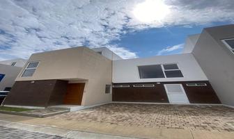 Foto de inmueble en Venta Casa Ceboruco Nueva Metepec, Col. Jesús Jiménez Gallardo C.P. 52167, Metepec