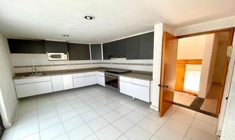 Foto de inmueble en Cerrada Guillermo Prieto, Col. Jesús del Monte C.P. 52764, Huixquilucan