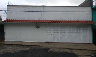 Foto de inmueble en José María Velasco 36, El Corralito, 53425 Naucalpan de Juárez, Méx., México, Col. La Universal C.P. 53425, Naucalpan de Juárez
