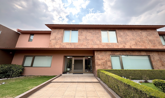 Foto de inmueble en , Col. La Virgen C.P. 52149, Metepec