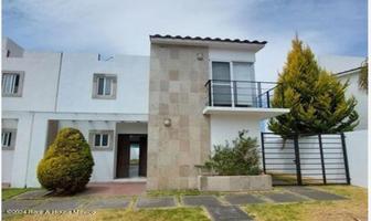 Foto de inmueble en  Privada Limoneros #1, Col. Llano Grande (El Salitre) C.P. 52148, Metepec