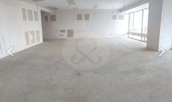 Foto de inmueble en Avenida Porton de las Flores 36, Col. Lomas Country Club C.P. 52779, Huixquilucan