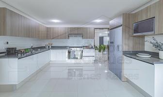 Foto de inmueble en Gral Miguel Miramon, Col. Lomas Verdes 6a Sección C.P. 53126, Naucalpan de Juárez
