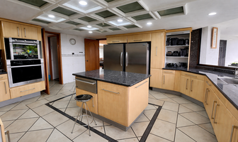 Foto de inmueble en Av De las Fuentes, Col. Lomas de Tecamachalco C.P. 53950, Naucalpan de Juárez