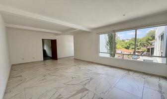 Foto de inmueble en Fuente de Piramides, Col. Lomas de Tecamachalco C.P. 53950, Naucalpan de Juárez