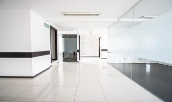 Foto de inmueble en Fuente de Piramides, Col. Lomas de Tecamachalco C.P. 53950, Naucalpan de Juárez