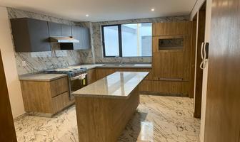 Foto de inmueble en Fuente de la Juventud, Col. Lomas de Tecamachalco C.P. 53950, Naucalpan de Juárez