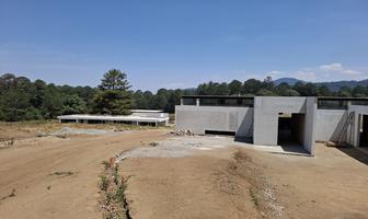 Foto de inmueble en Valle de Bravo, Col. Los Saúcos C.P. 51200, Valle de Bravo