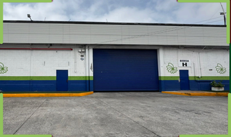 Foto de inmueble en Avenida Gustavo Baz, Col. Niños Héroes C.P. 54017, Tlalnepantla de Baz