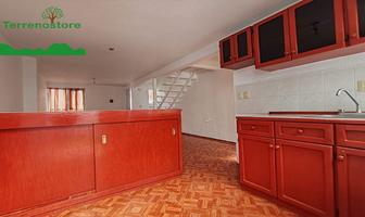 Foto de inmueble en P.º de La Experiencia, Col. Paseos de Tultepec I C.P. 54984, Tultepec