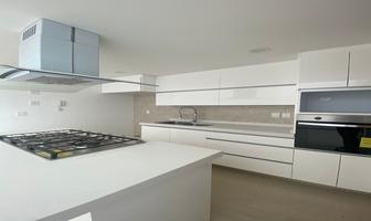 Foto de inmueble en Bosque Esmeralda, 52930 Cdad. López Mateos, Méx., México, Col. Plazas del Condado C.P. 52930, Atizapán de Zaragoza