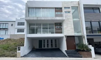 Foto de inmueble en Calle Neblina  #1, Col. Residencial Lago Esmeralda C.P. 52989, Atizapán de Zaragoza