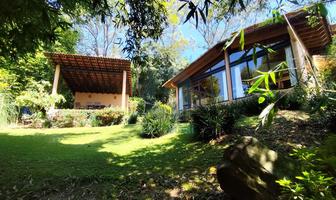 Foto de inmueble en Casa en Renta en Condominio a 6 Minutos de Barrio 28 y la Autopista | Acatitlán, Valle de Bravo #9, Col. Rincón de Estradas C.P. 51207, Valle de Bravo