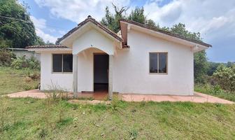 Foto de inmueble en Privada, Col. Rincón de Estradas C.P. 51207, Valle de Bravo