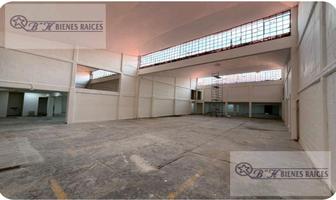 Foto de inmueble en En PB de 2 Niveles, Col. San Andrés Atoto C.P. 53500, Naucalpan de Juárez