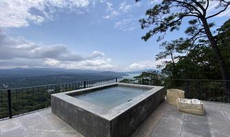 Foto de inmueble en Cerrada del Sauce, Col. San Antonio C.P. 51200, Valle de Bravo