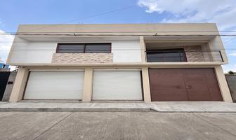 Foto de inmueble en Casa con Local en Venta en Zinacantepec; Col. Morelos con Local a Pie de Calle y Amplio Terreno Post #123, Col. San Juan de las Huertas C.P. 51370, Zinacantepec