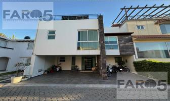 Foto de inmueble en Casa en Venta en Toluca Zona Av. Alfredo Del Mazo, Col. San Lorenzo Tepaltitlán Centro C.P. 50010, Toluca