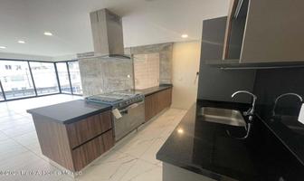 Foto de inmueble en Calle Benito Juárez  #1, Col. San Lucas Tepetlacalco C.P. 54055, Tlalnepantla de Baz