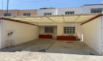 Foto de inmueble en SAN Luis Mextepec, Zinacantepec, Estado DE Mexico, Col. San Luis Mextepec C.P. 51355, Zinacantepec