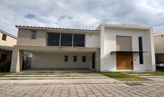 Foto de inmueble en Boulevard Condado del Valle, Col. San Miguel Totocuitlapilco C.P. 52143, Metepec